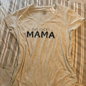 Graphic Tee XL One Lucky Mama XL NWT